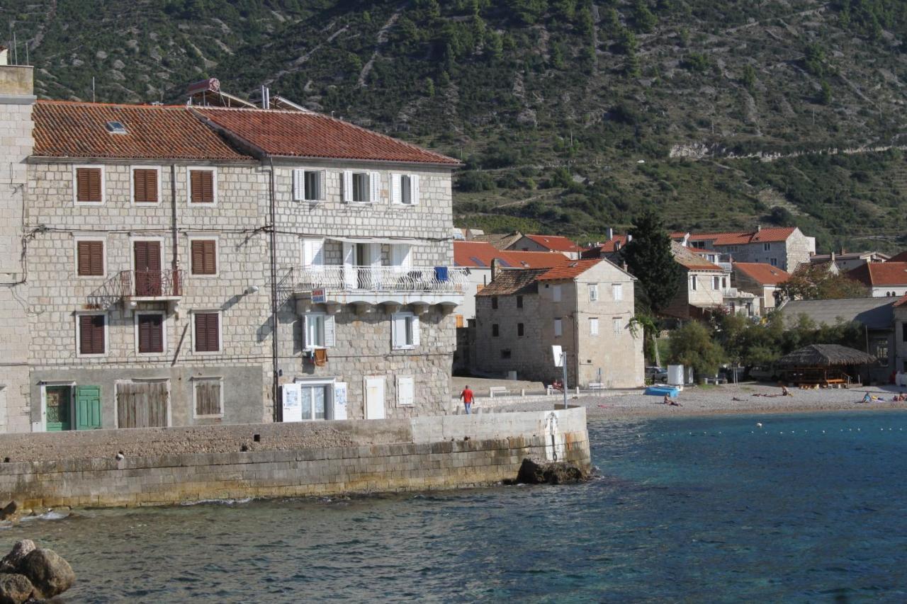 Apartments And Rooms By The Sea Komiza, Vis - 2431 Exterior photo